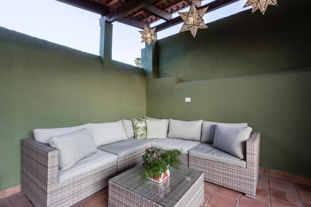 3Br Garden Home With Rooftop & Garage In Centro Альенде Экстерьер фото